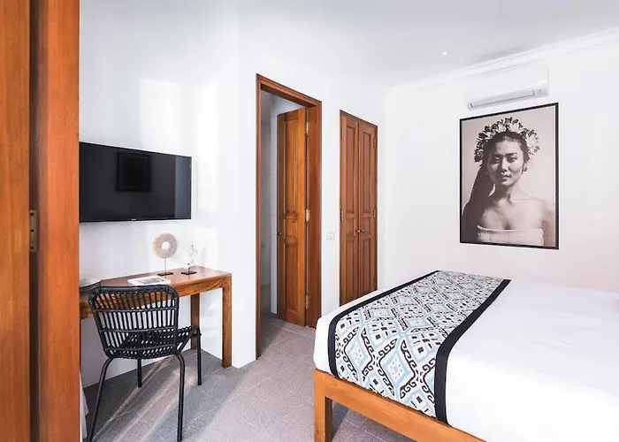 Ti - 1br Pool In The Heart Of